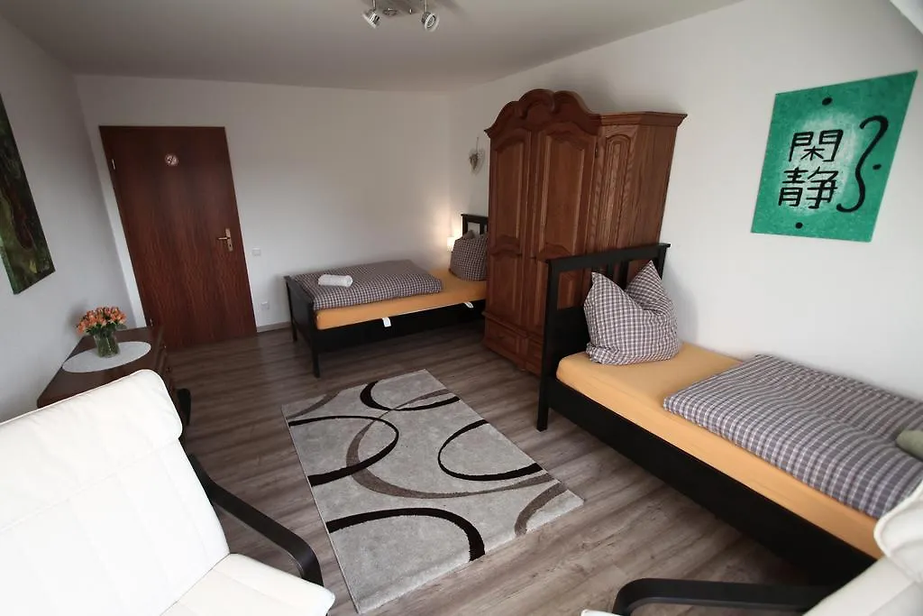 Christianes Gaestehaus Dusseldorf Homestay