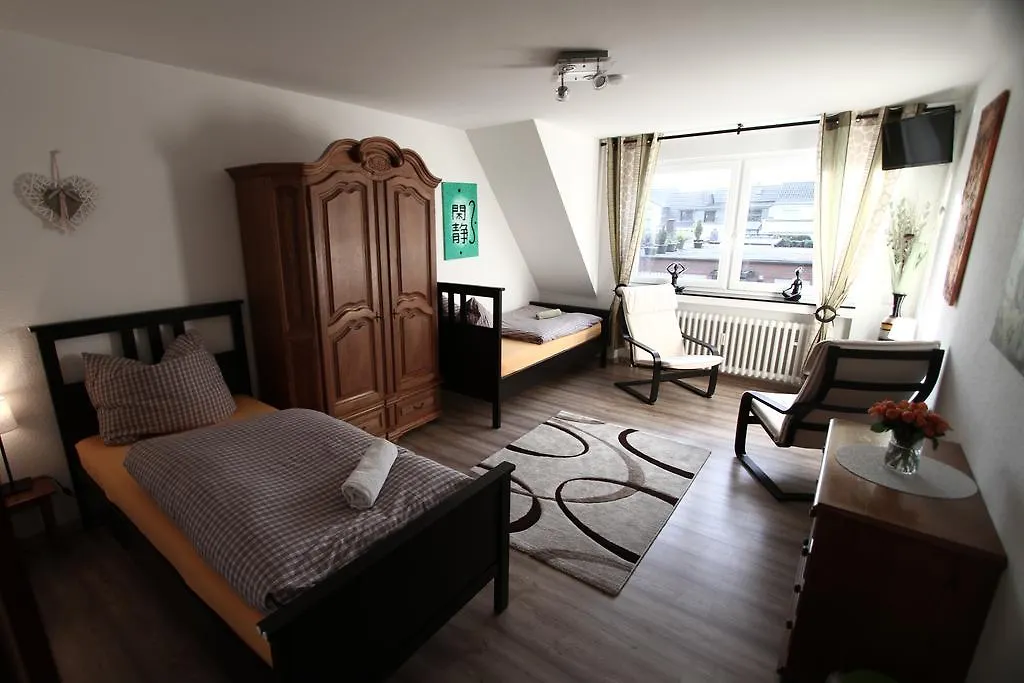 Homestay Christianes Gaestehaus Dusseldorf Germany